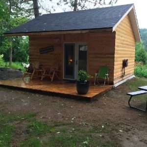 The outside of the Inside Out Cabin at the Dream Catcher Motel