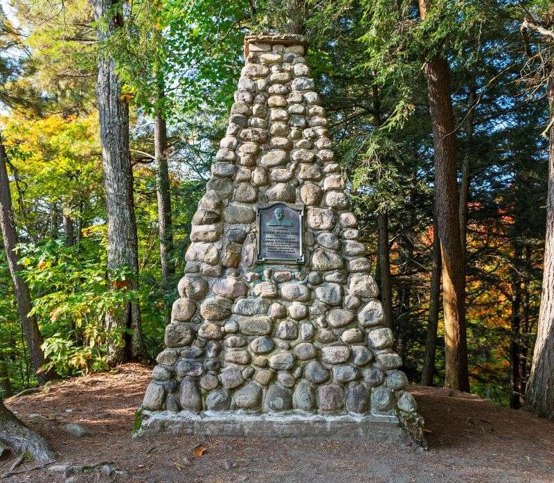 A monument made of stone on Hardwood Lookout Trail, Algonquin Park